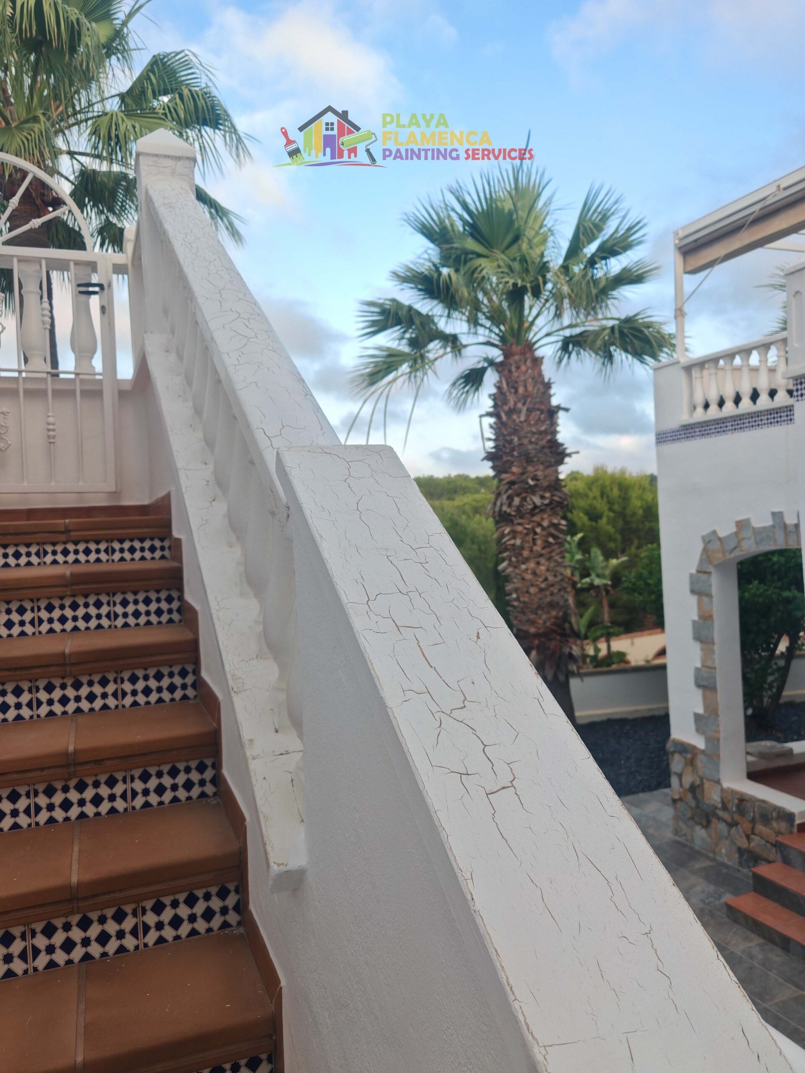 Cracked balustrades before